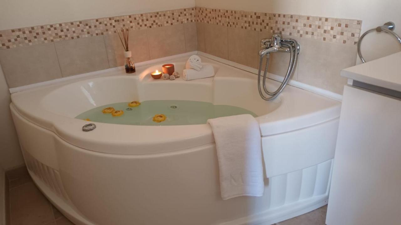 トゥーリエ Dimora Mazzini - Salento Selection Bed & Breakfast エクステリア 写真